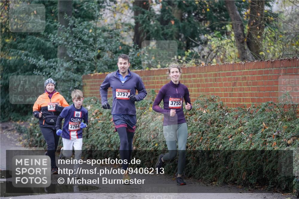 07.12.2025 - St. Pauli X-Mass-Run No. 15 Michael Burmester http://msf.ph/oto/9406213 07.12.2025 11:21:41 Laufen 31, 3764, 3757, 3755 meine-sportfotos.de