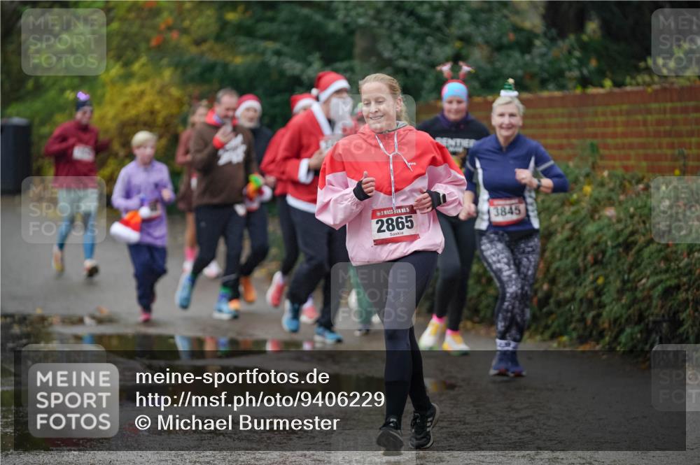 07.12.2025 - St. Pauli X-Mass-Run No. 15 Michael Burmester http://msf.ph/oto/9406229 07.12.2025 11:21:49 Laufen 15, 2865, 3845 meine-sportfotos.de