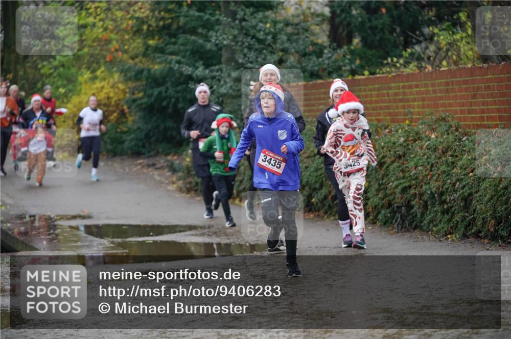 07.12.2025 - St. Pauli X-Mass-Run No. 15 Michael Burmester http://msf.ph/oto/9406283 07.12.2025 11:22:07 Laufen 3435, 5425 meine-sportfotos.de