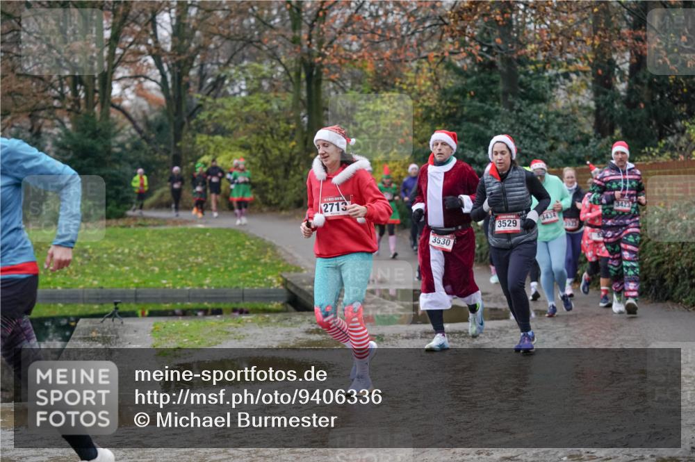 07.12.2025 - St. Pauli X-Mass-Run No. 15 Michael Burmester http://msf.ph/oto/9406336 07.12.2025 11:22:21 Laufen 2713, 3423, 3434, 3529, 3923, 3530 meine-sportfotos.de