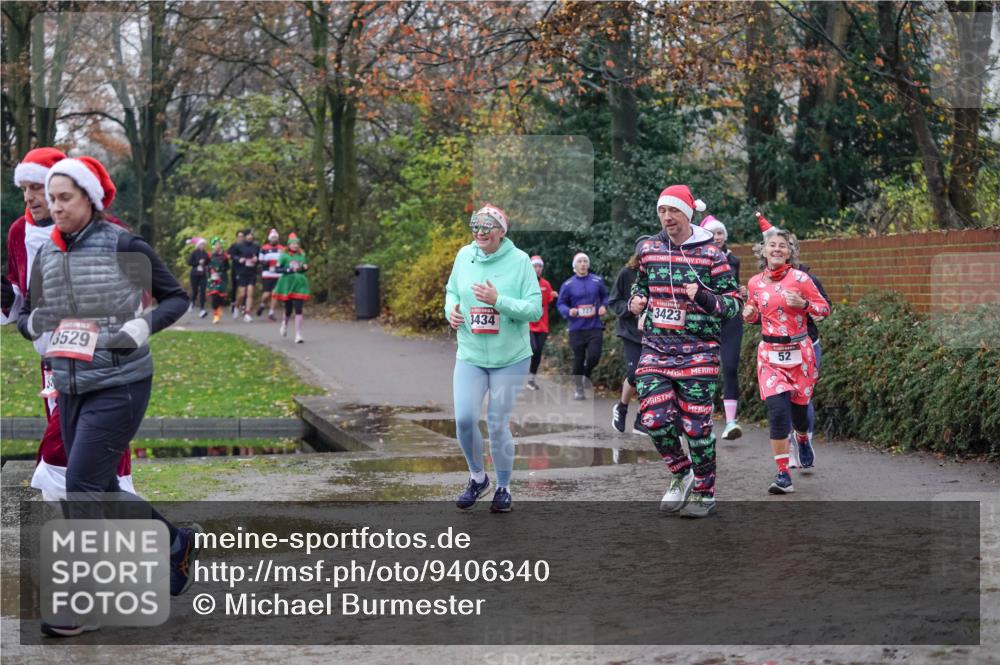 07.12.2025 - St. Pauli X-Mass-Run No. 15 Michael Burmester http://msf.ph/oto/9406340 07.12.2025 11:22:23 Laufen 3529, 3434, 3423, 52 meine-sportfotos.de