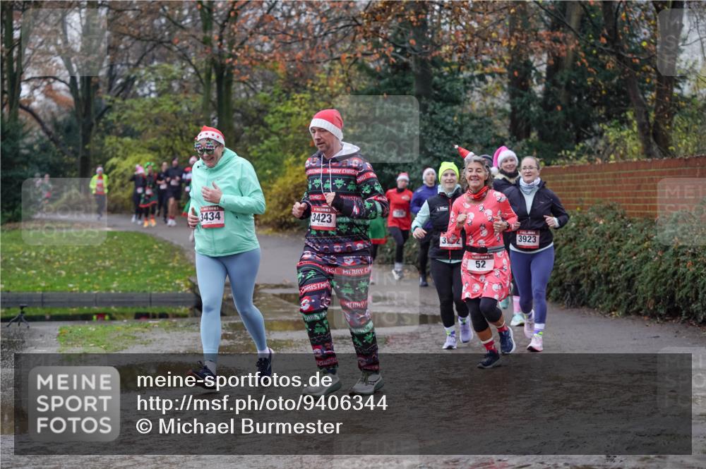 07.12.2025 - St. Pauli X-Mass-Run No. 15 Michael Burmester http://msf.ph/oto/9406344 07.12.2025 11:22:23 Laufen 3434, 3423, 3923, 52 meine-sportfotos.de