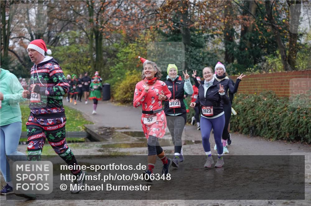07.12.2025 - St. Pauli X-Mass-Run No. 15 Michael Burmester http://msf.ph/oto/9406348 07.12.2025 11:22:24 Laufen 423, 52, 3922, 3923 meine-sportfotos.de