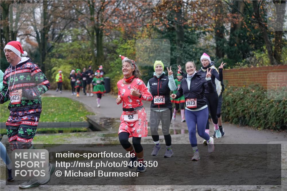 07.12.2025 - St. Pauli X-Mass-Run No. 15 Michael Burmester http://msf.ph/oto/9406350 07.12.2025 11:22:24 Laufen 3423, 52, 3922, 3923 meine-sportfotos.de