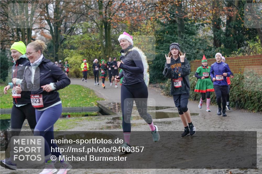 07.12.2025 - St. Pauli X-Mass-Run No. 15 Michael Burmester http://msf.ph/oto/9406357 07.12.2025 11:22:26 Laufen 92, 3923, 291, 2122, 727 meine-sportfotos.de