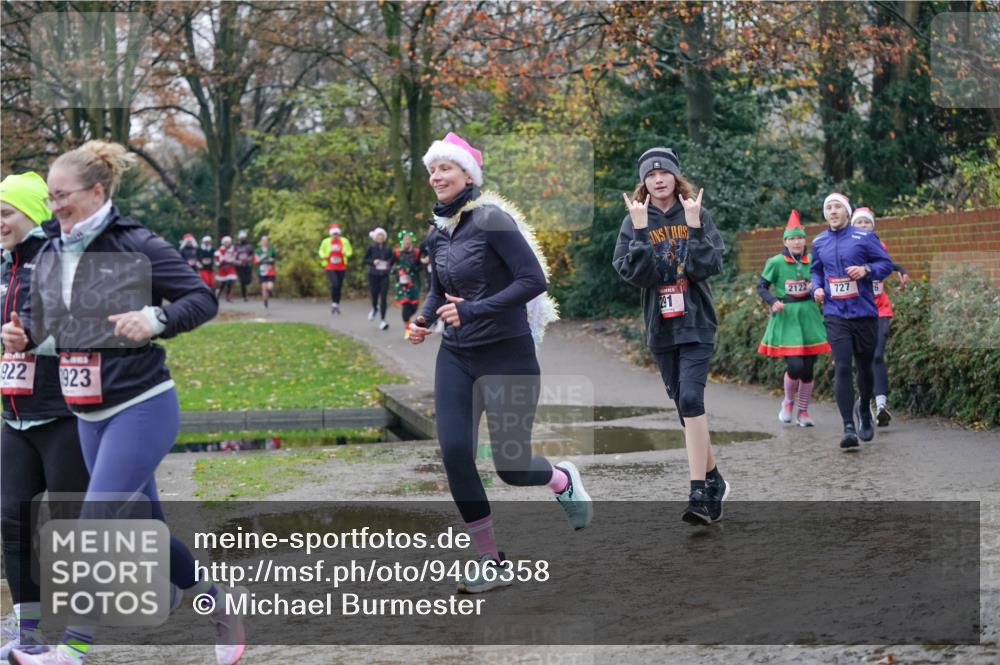 07.12.2025 - St. Pauli X-Mass-Run No. 15 Michael Burmester http://msf.ph/oto/9406358 07.12.2025 11:22:26 Laufen 922, 923, 291, 2122, 727 meine-sportfotos.de