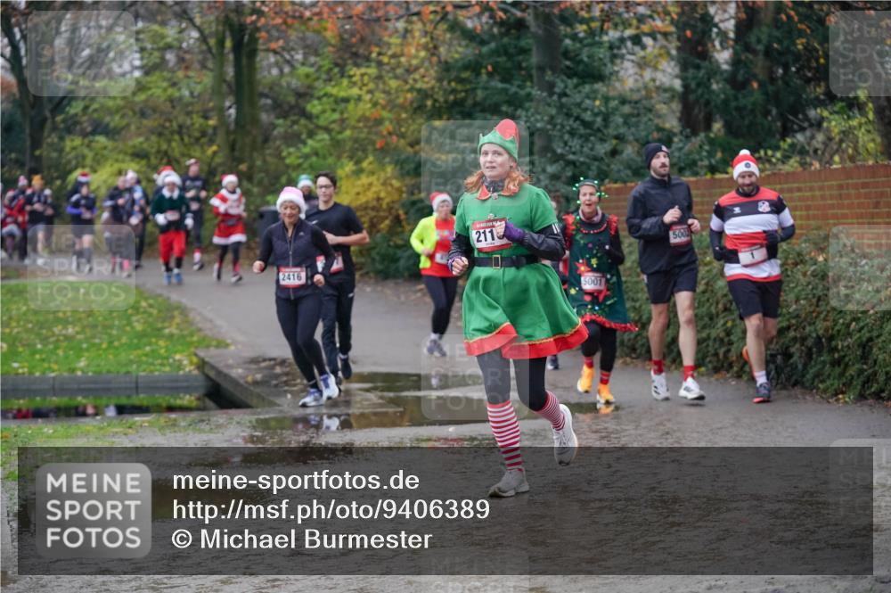 07.12.2025 - St. Pauli X-Mass-Run No. 15 Michael Burmester http://msf.ph/oto/9406389 07.12.2025 11:22:33 Laufen 2416, 211, 5001, 5000 meine-sportfotos.de