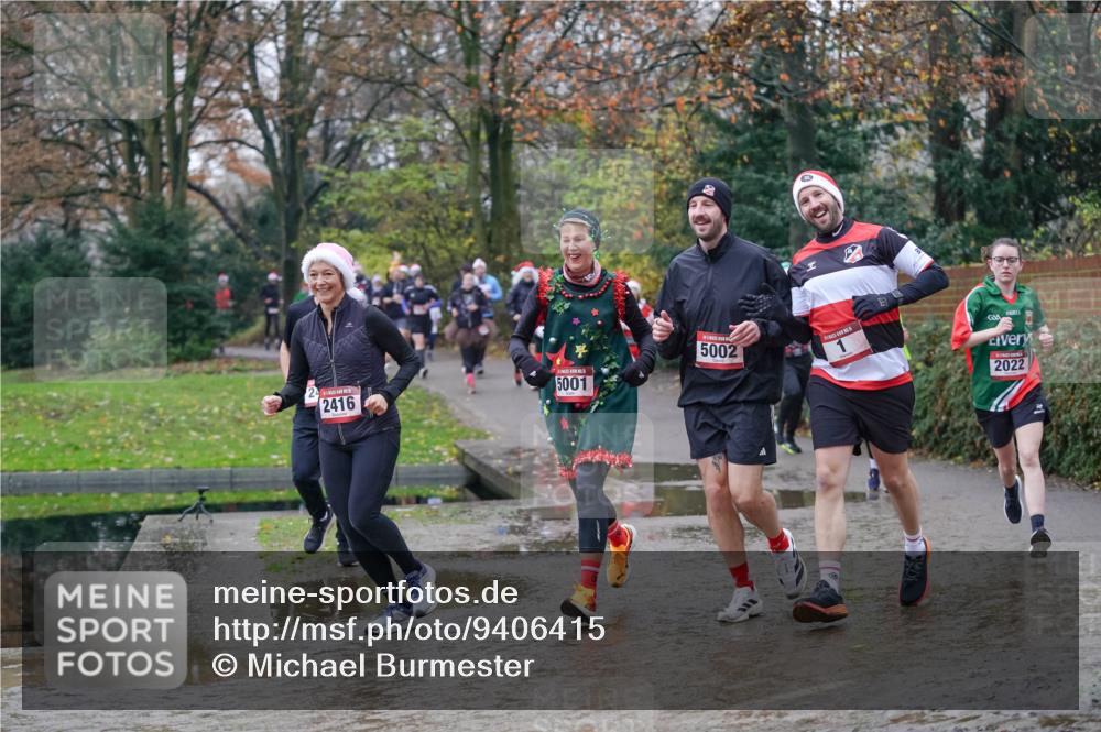 07.12.2025 - St. Pauli X-Mass-Run No. 15 Michael Burmester http://msf.ph/oto/9406415 07.12.2025 11:22:36 Laufen 24, 5001, 2416, 5002, 2022 meine-sportfotos.de
