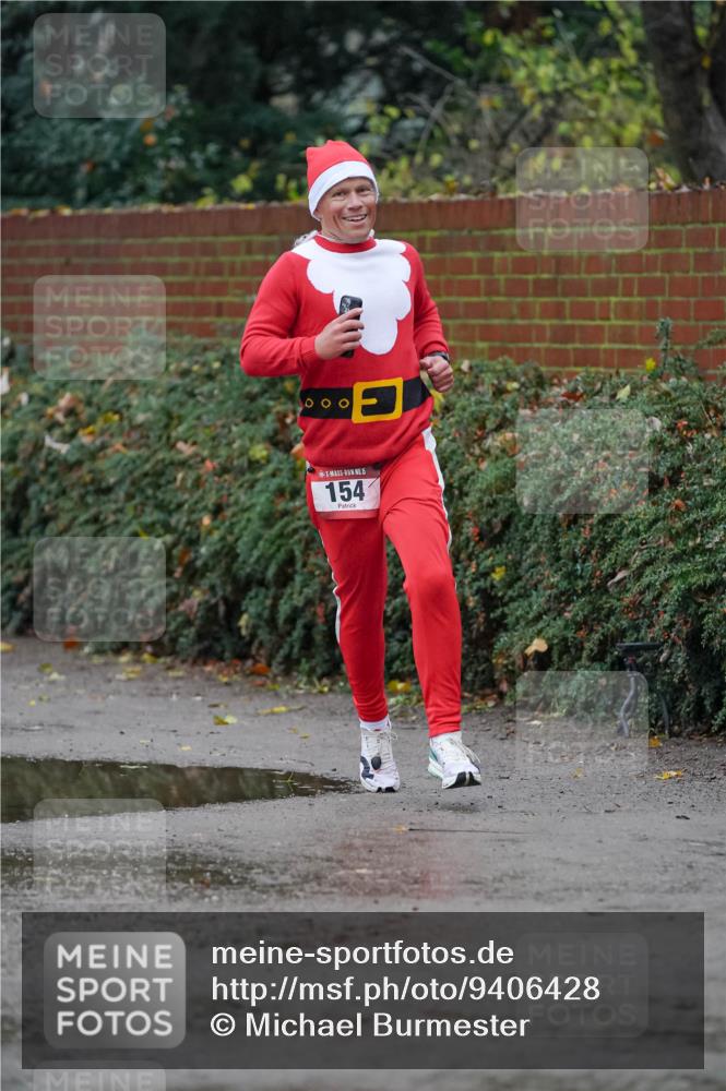 07.12.2025 - St. Pauli X-Mass-Run No. 15 Michael Burmester http://msf.ph/oto/9406428 07.12.2025 09:37:47 Laufen 000, 15, 154 meine-sportfotos.de