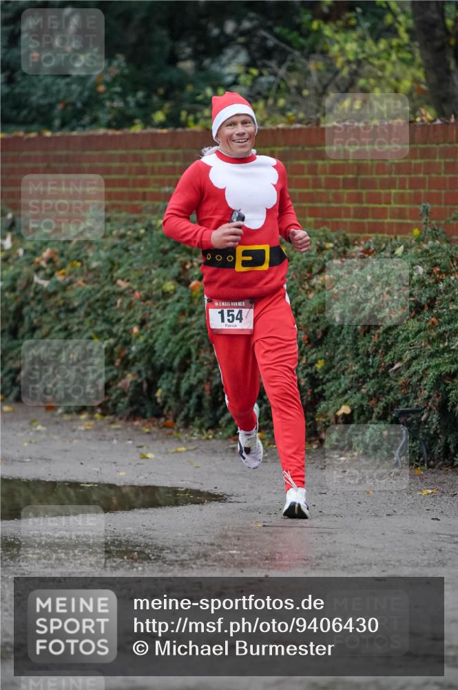 07.12.2025 - St. Pauli X-Mass-Run No. 15 Michael Burmester http://msf.ph/oto/9406430 07.12.2025 09:37:47 Laufen 000, 15, 154 meine-sportfotos.de