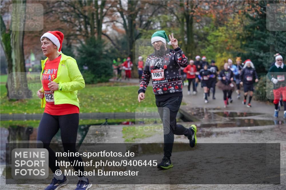 07.12.2025 - St. Pauli X-Mass-Run No. 15 Michael Burmester http://msf.ph/oto/9406445 07.12.2025 11:22:40 Laufen 652, 1061 meine-sportfotos.de