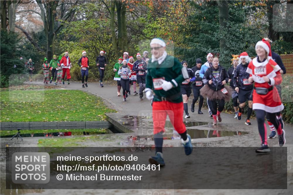07.12.2025 - St. Pauli X-Mass-Run No. 15 Michael Burmester http://msf.ph/oto/9406461 07.12.2025 11:22:42 Laufen 3379, 3378, 93, 3028, 100, 195, 2084 meine-sportfotos.de