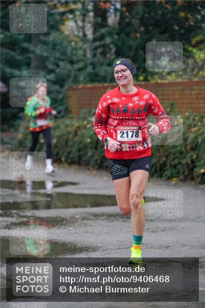 07.12.2025 - St. Pauli X-Mass-Run No. 15 Michael Burmester http://msf.ph/oto/9406468 07.12.2025 09:37:54 Laufen 15, 2178 meine-sportfotos.de