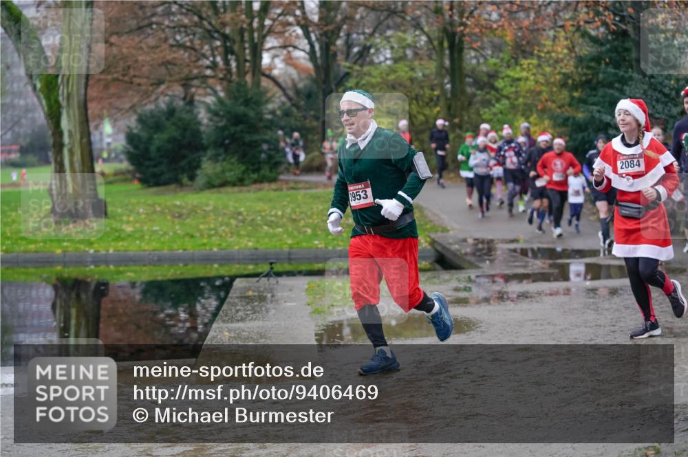 07.12.2025 - St. Pauli X-Mass-Run No. 15 Michael Burmester http://msf.ph/oto/9406469 07.12.2025 11:22:43 Laufen 3953, 2084 meine-sportfotos.de