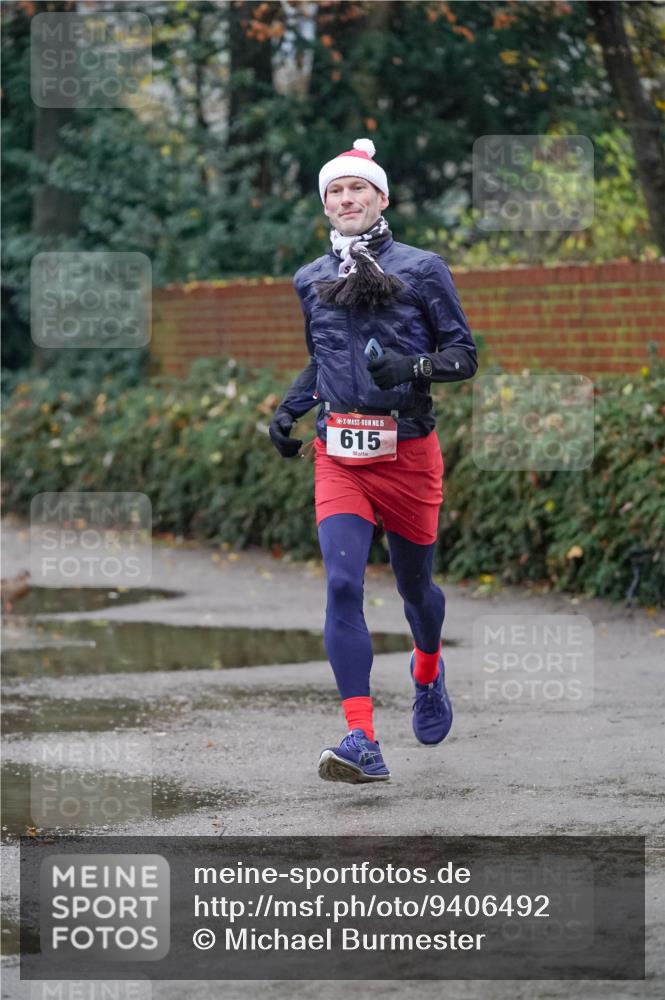 07.12.2025 - St. Pauli X-Mass-Run No. 15 Michael Burmester http://msf.ph/oto/9406492 07.12.2025 09:37:59 Laufen 15, 615 meine-sportfotos.de