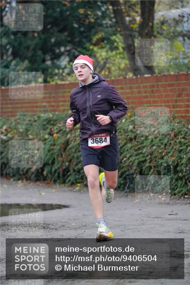 07.12.2025 - St. Pauli X-Mass-Run No. 15 Michael Burmester http://msf.ph/oto/9406504 07.12.2025 09:38:04 Laufen 15, 3684 meine-sportfotos.de