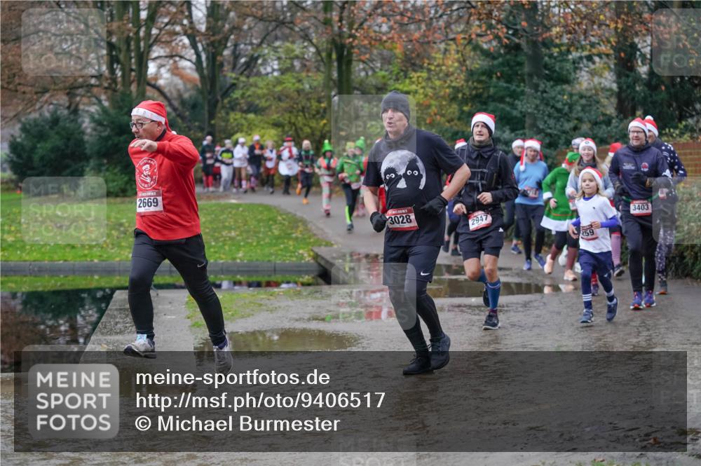 07.12.2025 - St. Pauli X-Mass-Run No. 15 Michael Burmester http://msf.ph/oto/9406517 07.12.2025 11:22:49 Laufen 2669, 00, 3028, 2947, 259, 3403 meine-sportfotos.de
