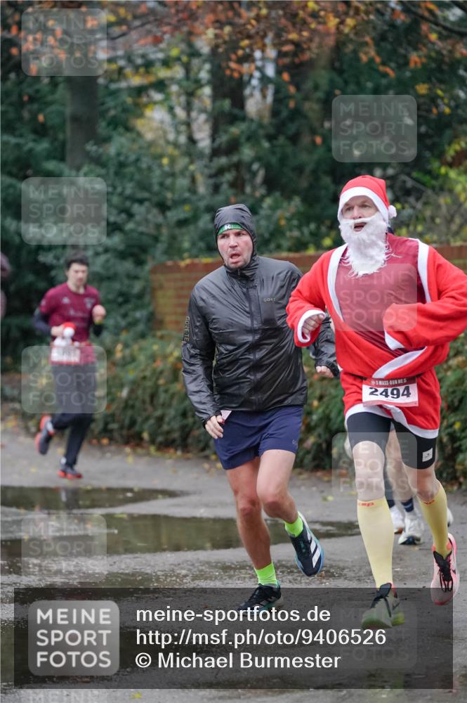07.12.2025 - St. Pauli X-Mass-Run No. 15 Michael Burmester http://msf.ph/oto/9406526 07.12.2025 09:38:09 Laufen 5, 2494 meine-sportfotos.de