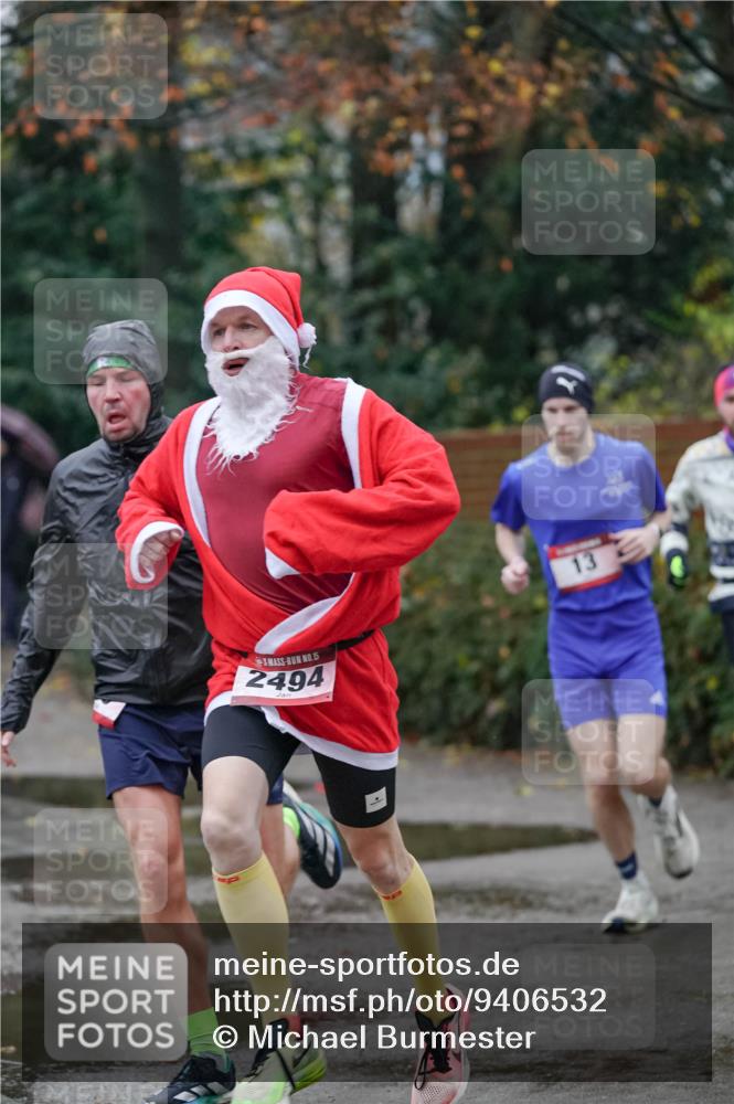 07.12.2025 - St. Pauli X-Mass-Run No. 15 Michael Burmester http://msf.ph/oto/9406532 07.12.2025 09:38:09 Laufen 5, 2494, 13 meine-sportfotos.de