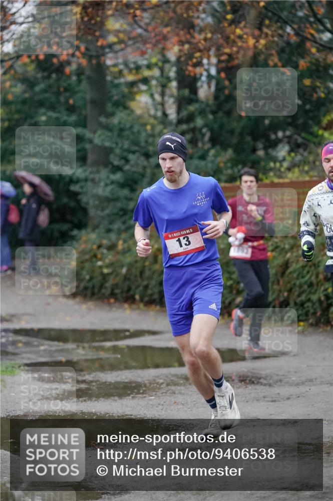 07.12.2025 - St. Pauli X-Mass-Run No. 15 Michael Burmester http://msf.ph/oto/9406538 07.12.2025 09:38:10 Laufen 15, 13 meine-sportfotos.de