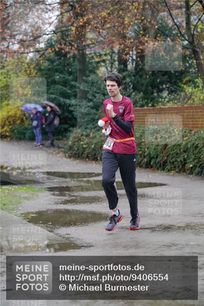 07.12.2025 - St. Pauli X-Mass-Run No. 15 Michael Burmester http://msf.ph/oto/9406554 07.12.2025 09:38:12 Laufen 893 meine-sportfotos.de