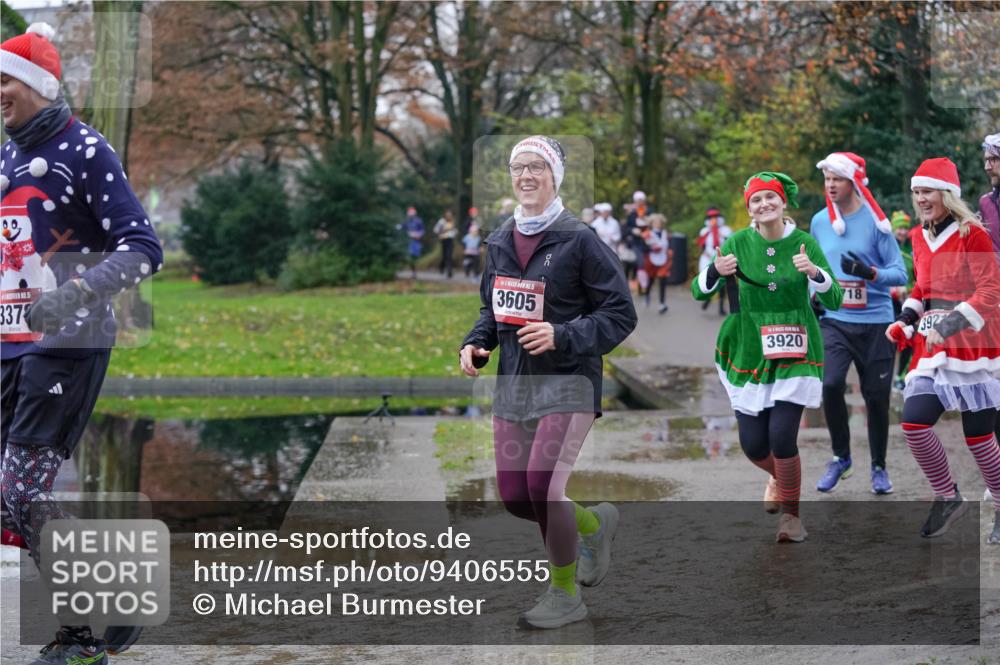 07.12.2025 - St. Pauli X-Mass-Run No. 15 Michael Burmester http://msf.ph/oto/9406555 07.12.2025 11:22:53 Laufen 3372, 5, 3605, 3920, 18, 392 meine-sportfotos.de