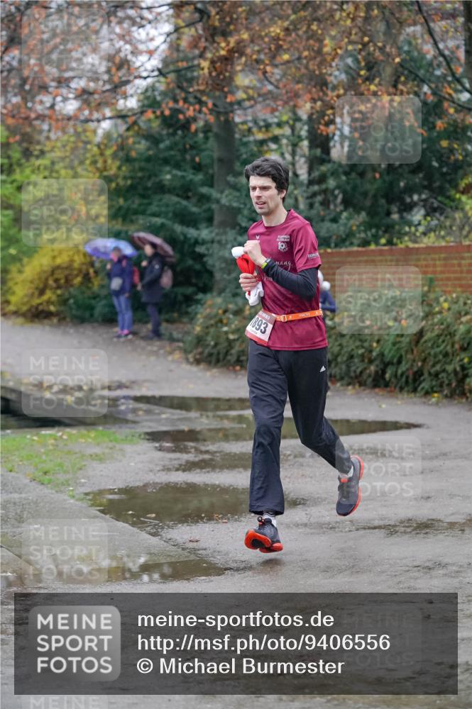 07.12.2025 - St. Pauli X-Mass-Run No. 15 Michael Burmester http://msf.ph/oto/9406556 07.12.2025 09:38:12 Laufen 30, 10, 1893 meine-sportfotos.de