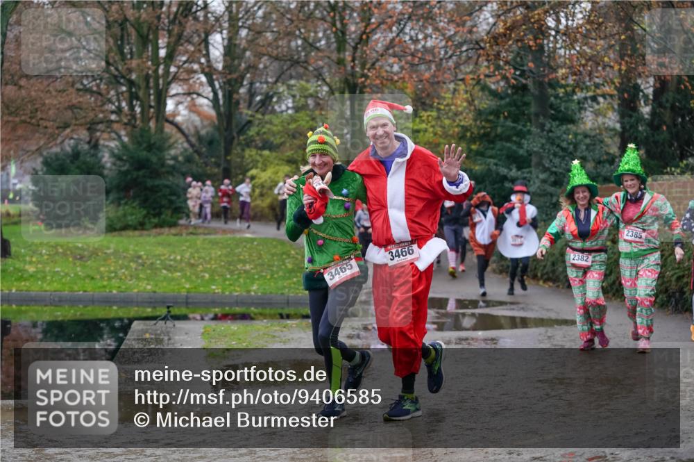 07.12.2025 - St. Pauli X-Mass-Run No. 15 Michael Burmester http://msf.ph/oto/9406585 07.12.2025 11:22:58 Laufen 3465, 3466, 2382, 2385 meine-sportfotos.de