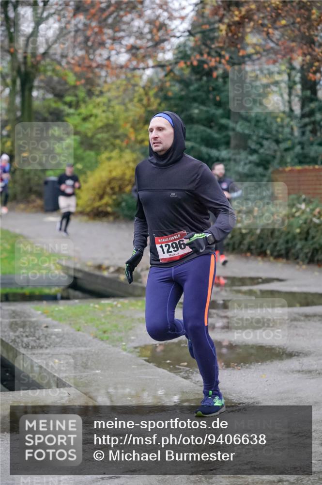 07.12.2025 - St. Pauli X-Mass-Run No. 15 Michael Burmester http://msf.ph/oto/9406638 07.12.2025 09:38:47 Laufen 15, 1296 meine-sportfotos.de