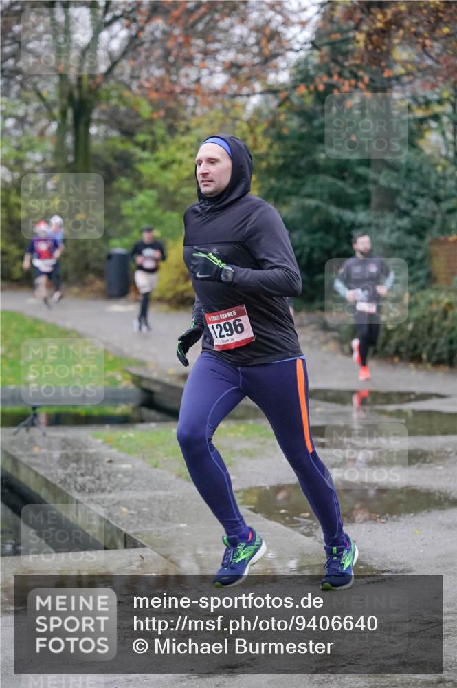 07.12.2025 - St. Pauli X-Mass-Run No. 15 Michael Burmester http://msf.ph/oto/9406640 07.12.2025 09:38:47 Laufen 15, 1296 meine-sportfotos.de
