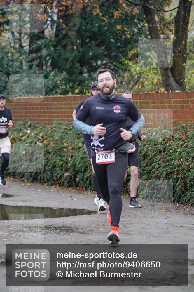 07.12.2025 - St. Pauli X-Mass-Run No. 15 Michael Burmester http://msf.ph/oto/9406650 07.12.2025 09:38:50 Laufen 113, 2703 meine-sportfotos.de