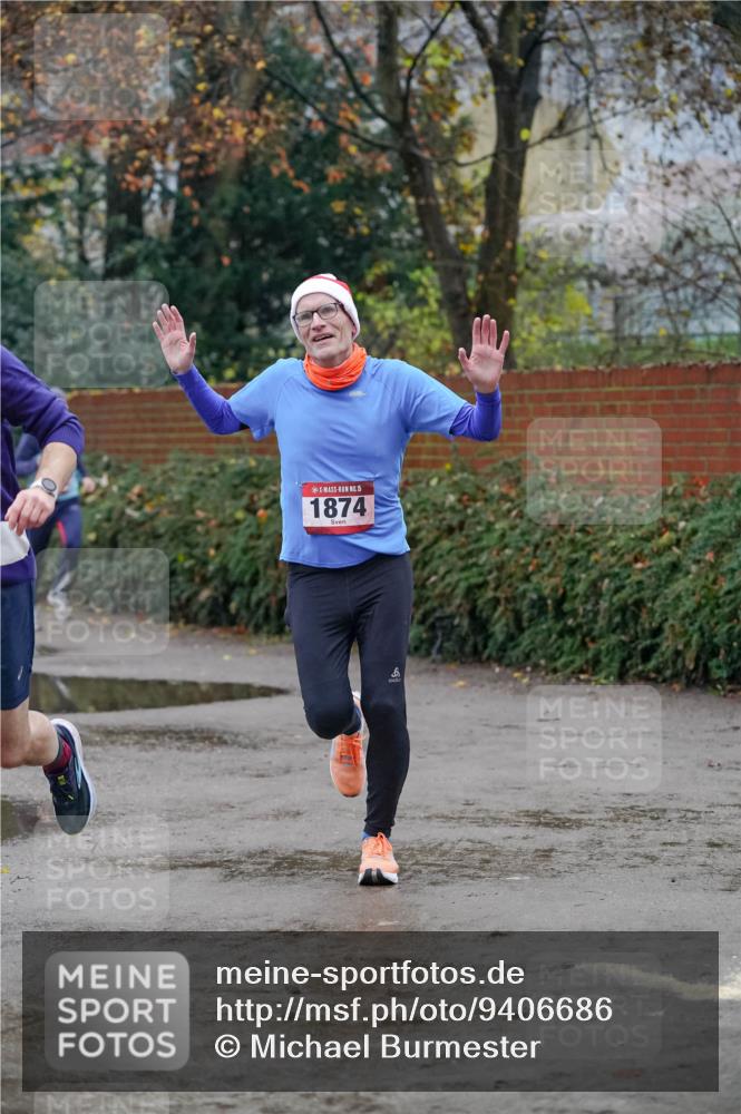 07.12.2025 - St. Pauli X-Mass-Run No. 15 Michael Burmester http://msf.ph/oto/9406686 07.12.2025 09:38:56 Laufen 15, 1874, 6 meine-sportfotos.de
