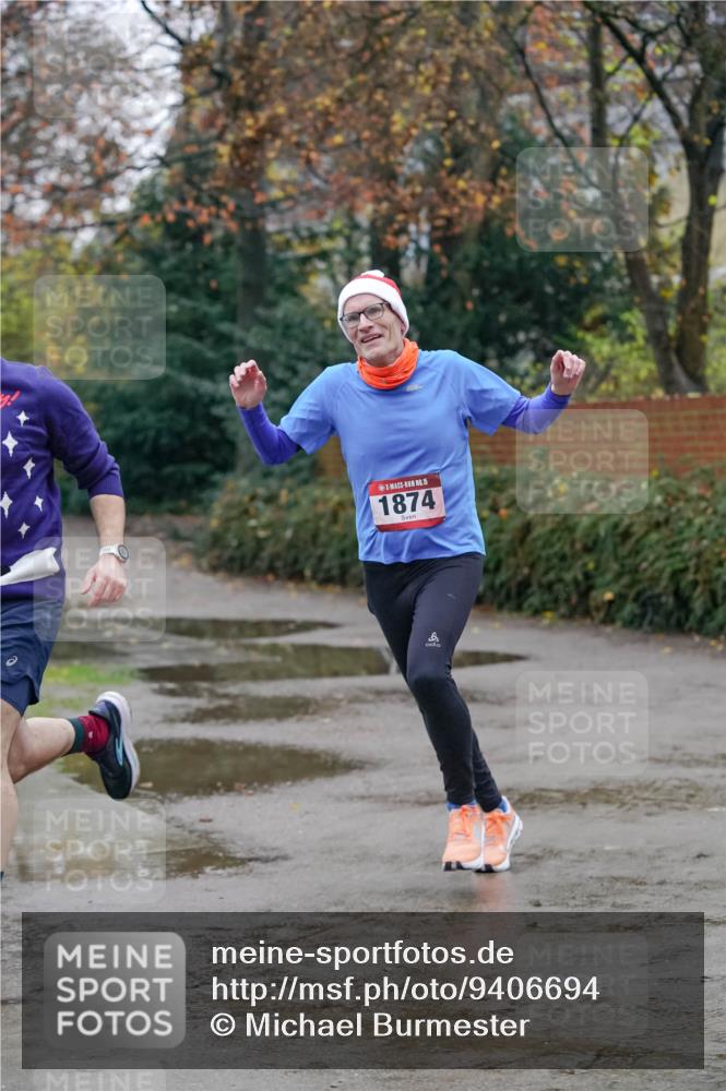 07.12.2025 - St. Pauli X-Mass-Run No. 15 Michael Burmester http://msf.ph/oto/9406694 07.12.2025 09:38:56 Laufen 15, 1874 meine-sportfotos.de