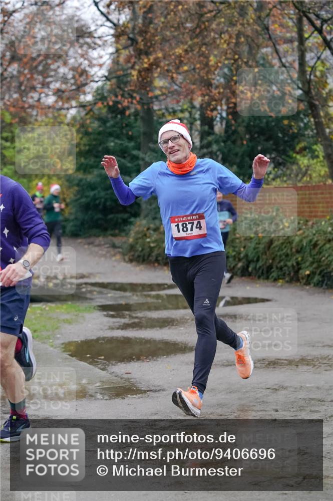 07.12.2025 - St. Pauli X-Mass-Run No. 15 Michael Burmester http://msf.ph/oto/9406696 07.12.2025 09:38:56 Laufen 15, 1874 meine-sportfotos.de