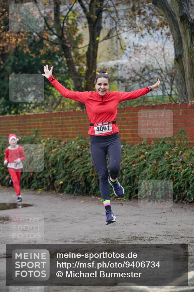 07.12.2025 - St. Pauli X-Mass-Run No. 15 Michael Burmester http://msf.ph/oto/9406734 07.12.2025 09:39:04 Laufen 4061 meine-sportfotos.de