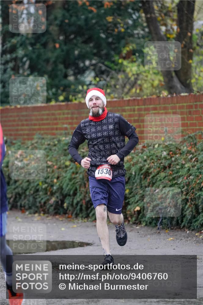 07.12.2025 - St. Pauli X-Mass-Run No. 15 Michael Burmester http://msf.ph/oto/9406760 07.12.2025 09:39:11 Laufen 1530 meine-sportfotos.de