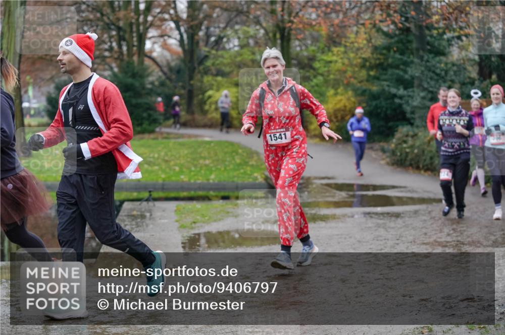 07.12.2025 - St. Pauli X-Mass-Run No. 15 Michael Burmester http://msf.ph/oto/9406797 07.12.2025 11:23:25 Laufen 1541 meine-sportfotos.de