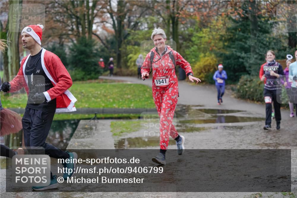 07.12.2025 - St. Pauli X-Mass-Run No. 15 Michael Burmester http://msf.ph/oto/9406799 07.12.2025 11:23:25 Laufen 1541, 0 meine-sportfotos.de