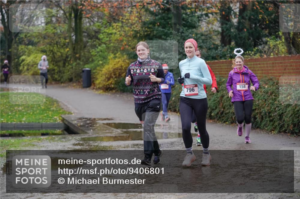 07.12.2025 - St. Pauli X-Mass-Run No. 15 Michael Burmester http://msf.ph/oto/9406801 07.12.2025 11:23:26 Laufen 228, 796, 158 meine-sportfotos.de