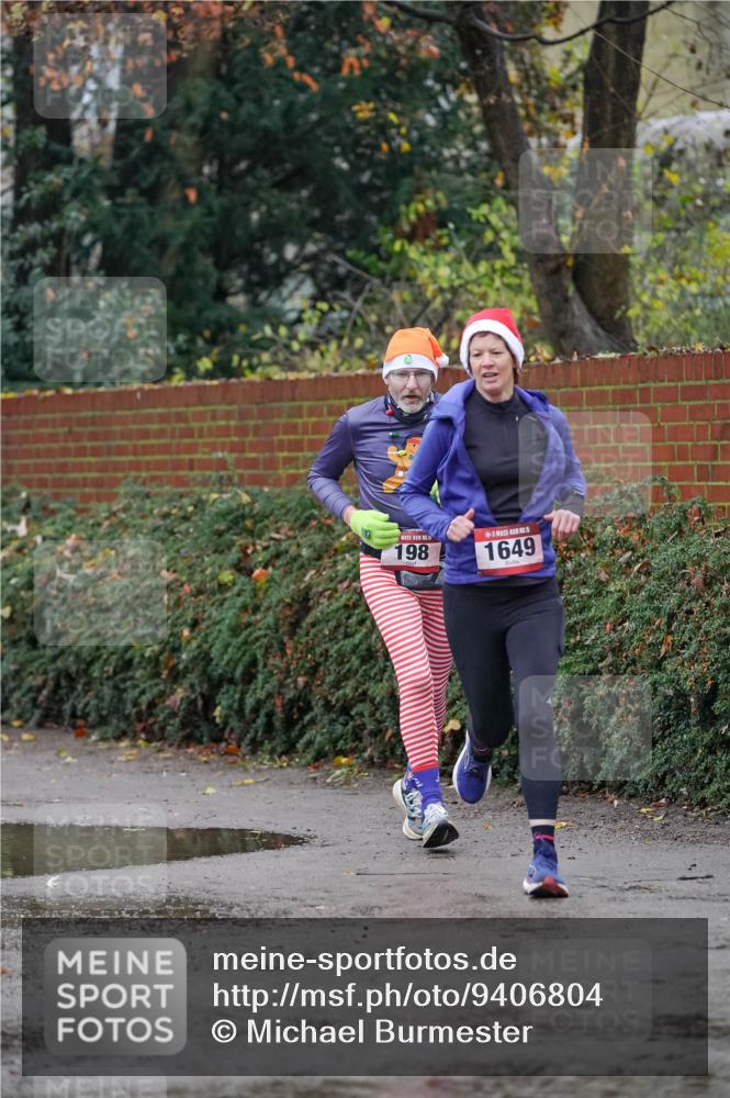 07.12.2025 - St. Pauli X-Mass-Run No. 15 Michael Burmester http://msf.ph/oto/9406804 07.12.2025 09:39:26 Laufen 198, 5, 1649 meine-sportfotos.de