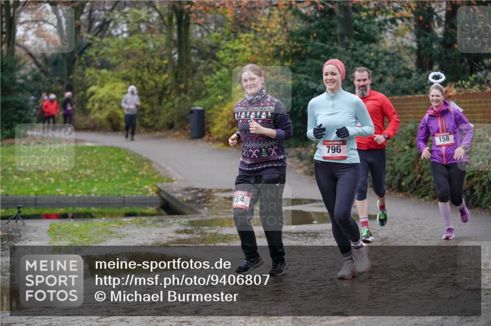 07.12.2025 - St. Pauli X-Mass-Run No. 15 Michael Burmester http://msf.ph/oto/9406807 07.12.2025 11:23:26 Laufen 124, 15, 796, 158 meine-sportfotos.de