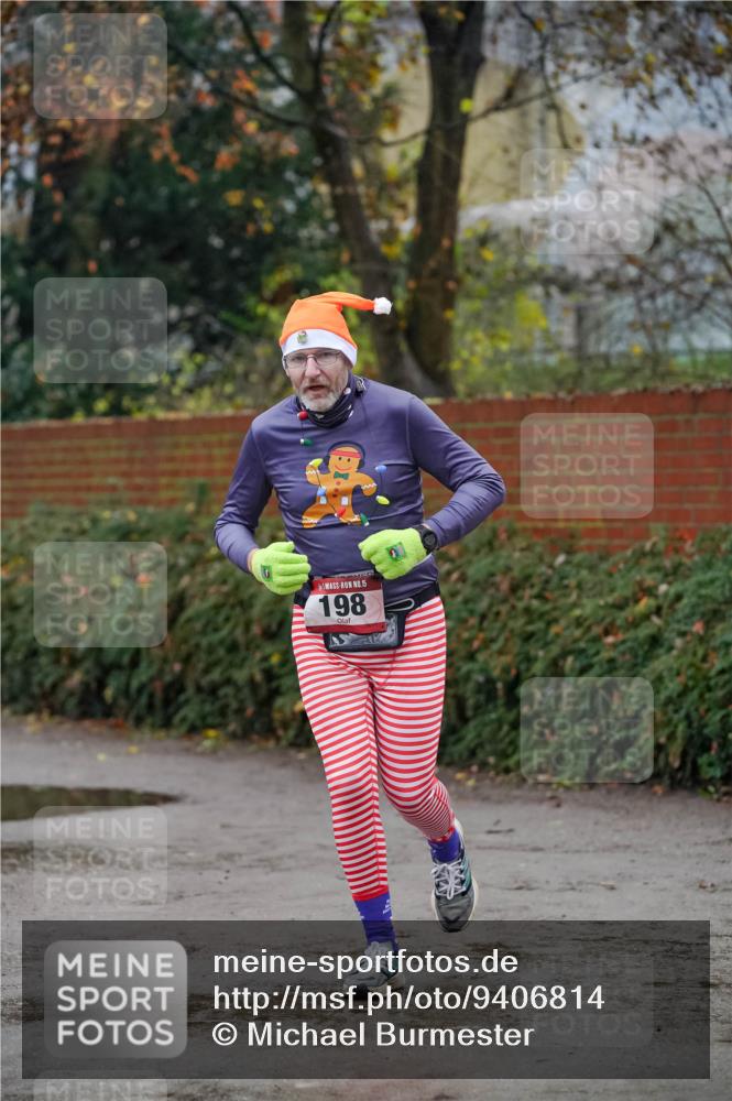 07.12.2025 - St. Pauli X-Mass-Run No. 15 Michael Burmester http://msf.ph/oto/9406814 07.12.2025 09:39:28 Laufen 15, 198 meine-sportfotos.de