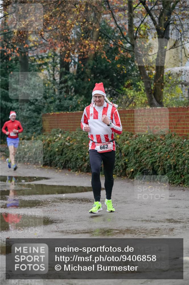 07.12.2025 - St. Pauli X-Mass-Run No. 15 Michael Burmester http://msf.ph/oto/9406858 07.12.2025 09:39:44 Laufen 662 meine-sportfotos.de