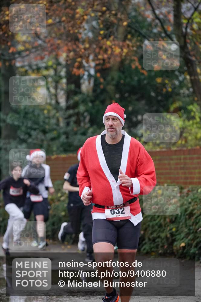 07.12.2025 - St. Pauli X-Mass-Run No. 15 Michael Burmester http://msf.ph/oto/9406880 07.12.2025 09:39:52 Laufen 632 meine-sportfotos.de