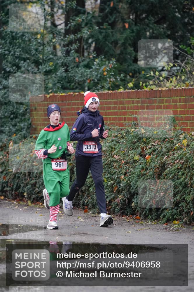 07.12.2025 - St. Pauli X-Mass-Run No. 15 Michael Burmester http://msf.ph/oto/9406958 07.12.2025 09:40:17 Laufen 961, 3513 meine-sportfotos.de
