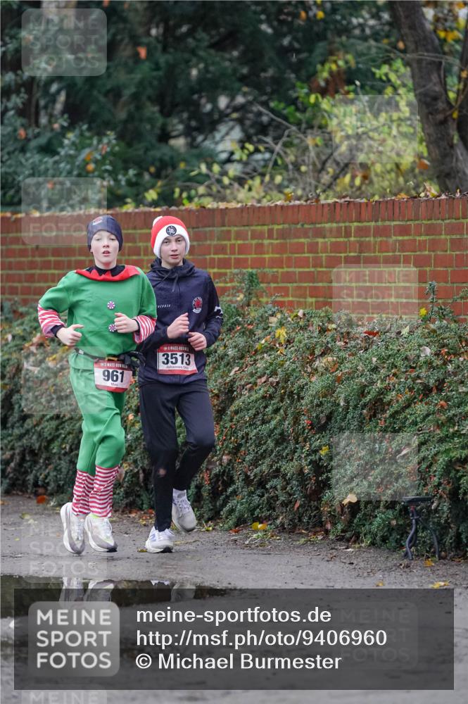07.12.2025 - St. Pauli X-Mass-Run No. 15 Michael Burmester http://msf.ph/oto/9406960 07.12.2025 09:40:17 Laufen 961, 3513 meine-sportfotos.de