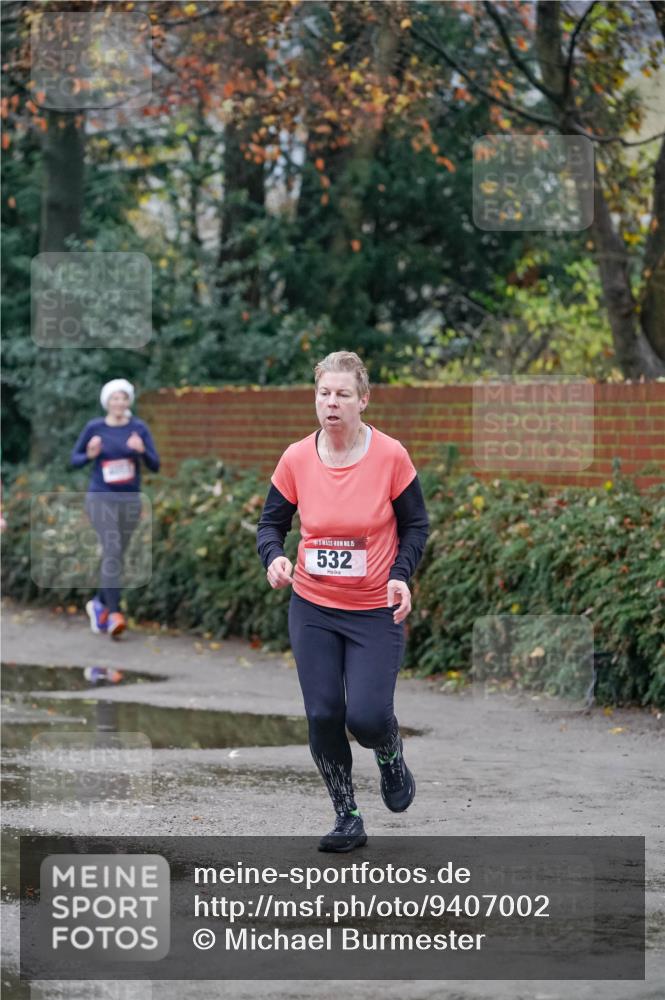 07.12.2025 - St. Pauli X-Mass-Run No. 15 Michael Burmester http://msf.ph/oto/9407002 07.12.2025 09:40:33 Laufen 15, 532 meine-sportfotos.de