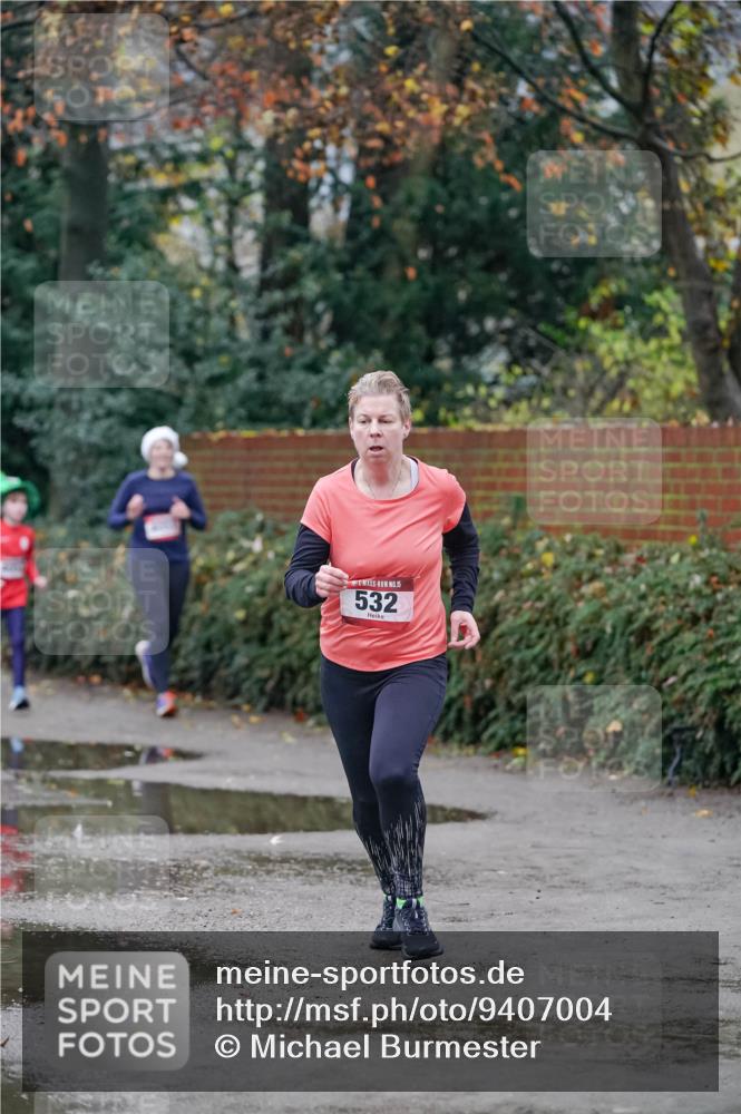 07.12.2025 - St. Pauli X-Mass-Run No. 15 Michael Burmester http://msf.ph/oto/9407004 07.12.2025 09:40:33 Laufen 15, 532 meine-sportfotos.de