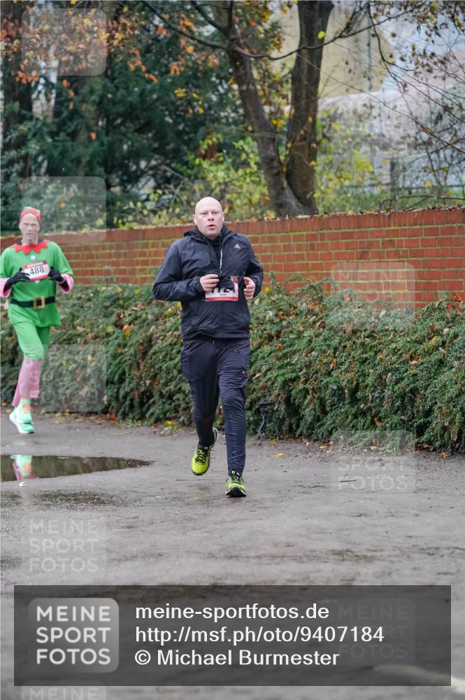 07.12.2025 - St. Pauli X-Mass-Run No. 15 Michael Burmester http://msf.ph/oto/9407184 07.12.2025 09:41:05 Laufen  meine-sportfotos.de