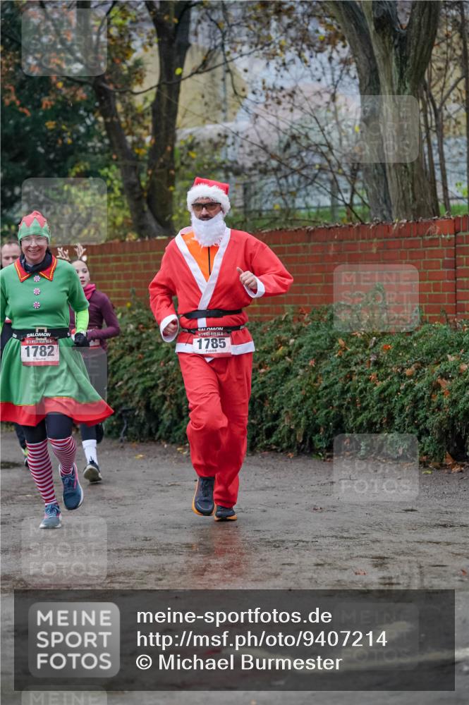 07.12.2025 - St. Pauli X-Mass-Run No. 15 Michael Burmester http://msf.ph/oto/9407214 07.12.2025 09:41:11 Laufen 05, 1782, 1785 meine-sportfotos.de
